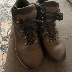 Men’s leather hiking boot